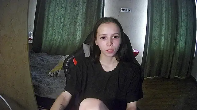 Avi_Lin Chat XXX live