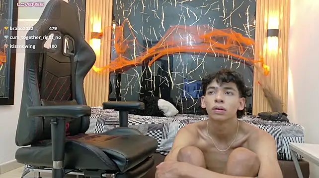 ValeriHot_1 Adlı Modelin Canlı XXX Sohbeti