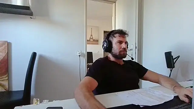 alpha-hunk's Live XXX Chat