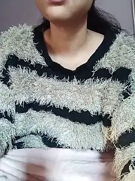 Sandhya_77's Live XXX Chat