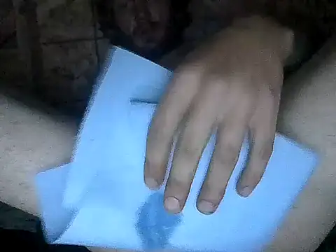 Stuchi111's Live XXX Chat