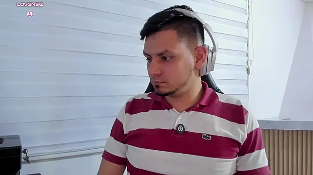Rick_Adams Adlı Modelin Canlı XXX Sohbeti