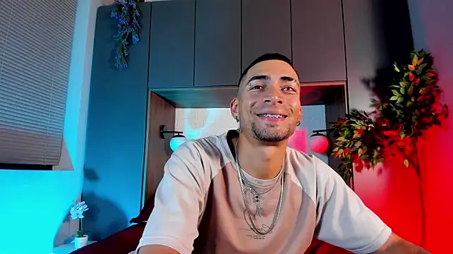DrakeNeumann Live XXX Chat