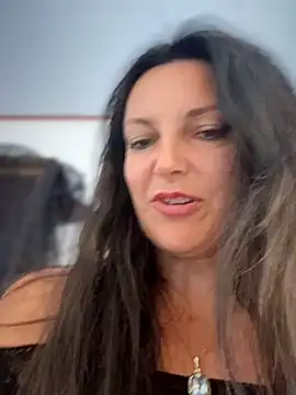 -OLYA- Adlı Modelin Canlı XXX Sohbeti