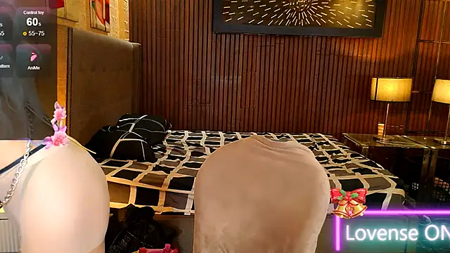 HorseCockDivine Chat XXX in diretta