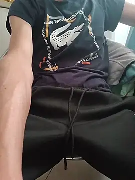 Skinboy06 Live XXX Chat