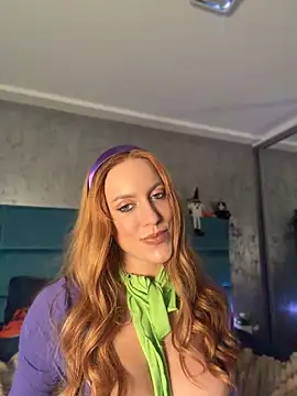 LunaAlya Pertunjukan Webcam