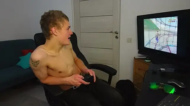 Živý XXX chat Chris_Holt