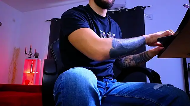 Chat XXX Live MightyAaron66