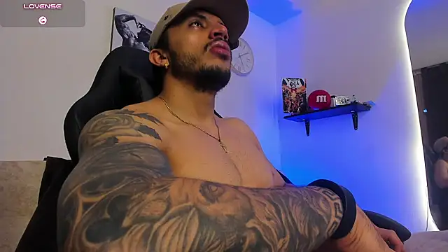 LiamReigns_ XXX чат на живо