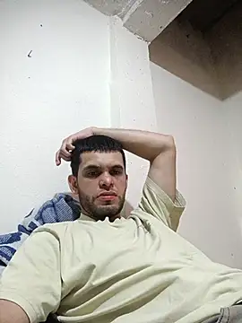James21990's Live XXX Chat
