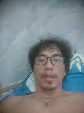 traiwe06's Live XXX Chat