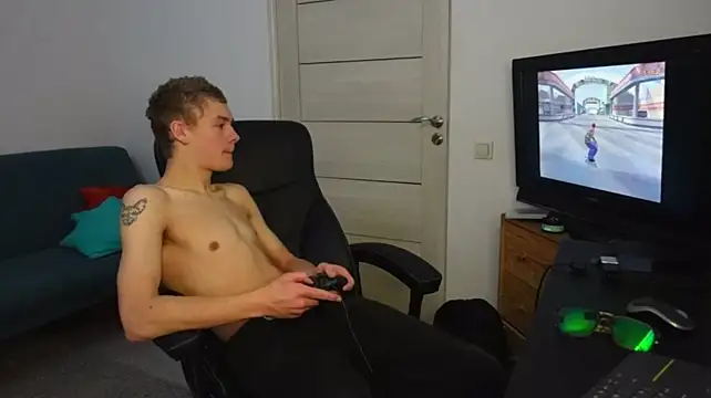 Chris_Holt élő XXX-chatje