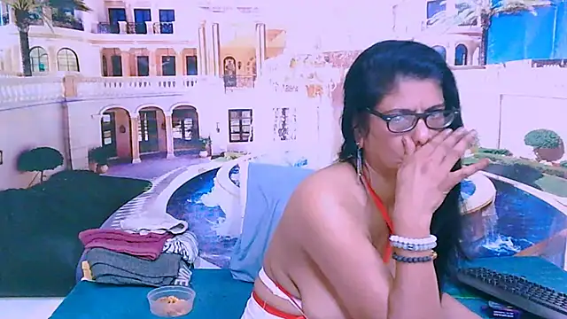 Živý XXX chat IndianAllure