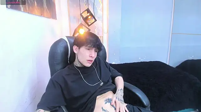 Онлайн чат XXX Cry_thereal