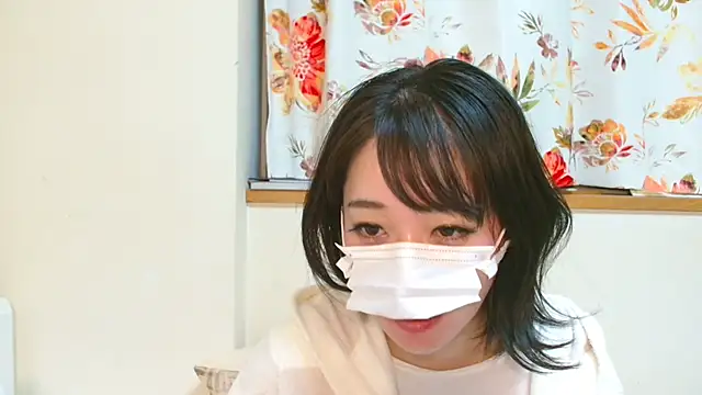 แชท XXX สดของ liliyRiSAcha-n