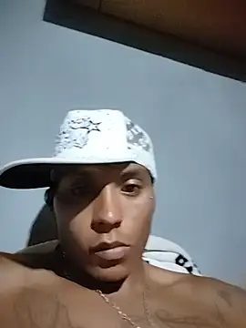 Chatroom XXX en direct de Kush19