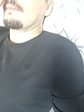 OnlyMike96 Pertunjukan Webcam