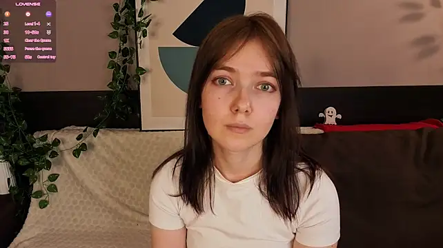 NylaVeyne's Live XXX Chat