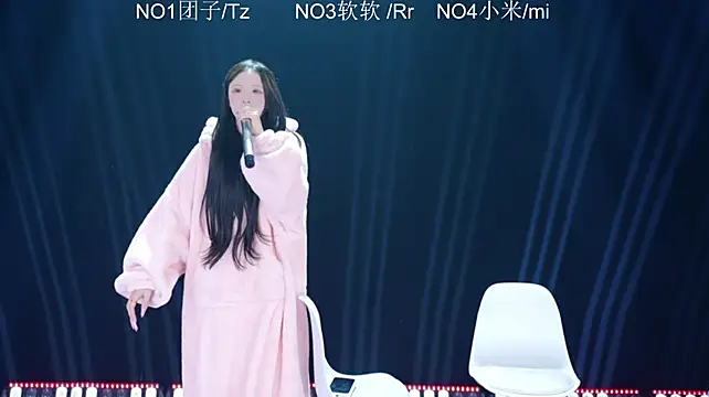 lv-520 Chat XXX live
