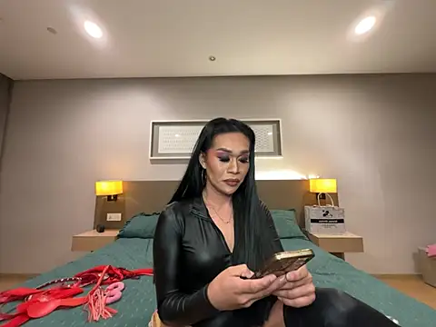 Chat +18 de LadyAshley_Domina ao vivo