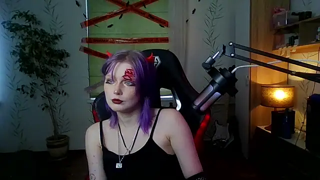XXX chat uživo modela kinyakim