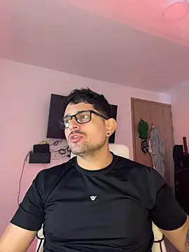 TroyeKnightn Live XXX chat