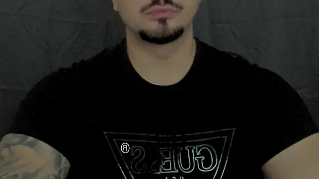 แชท XXX สดของ TonyWinston