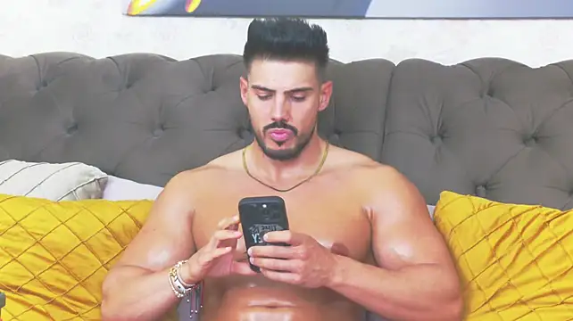 DustinKeent Adlı Modelin Canlı XXX Sohbeti