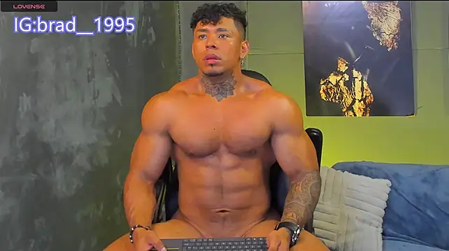 bradley_smith Adlı Modelin Web Kamerası Şovu