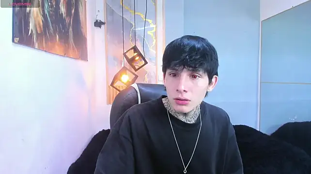 Онлайн чат XXX Cry_thereal