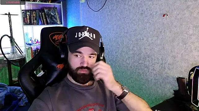 _Serious_Man Chat XXX live