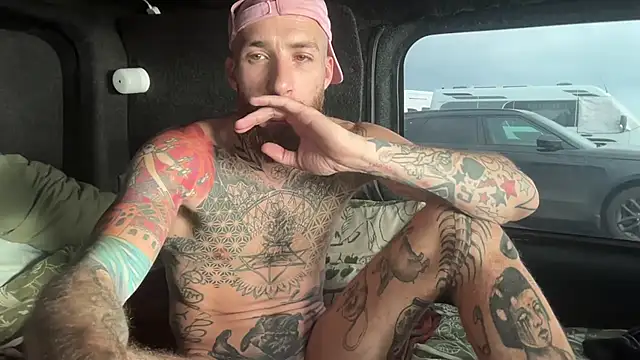 Tuhands Chat XXX live