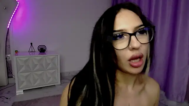دردشة RavenFoxxy الجنسية المباشرة