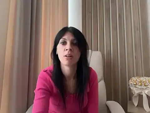 XXX chat uživo modela InjaAtHome