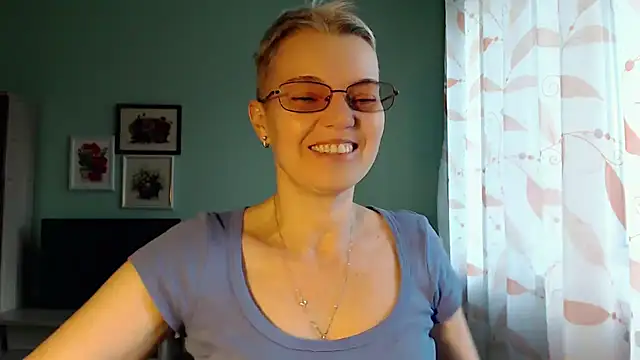 CutieErikaa Chat XXX live