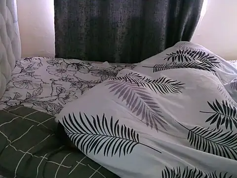 Bustycece Adlı Modelin Canlı XXX Sohbeti