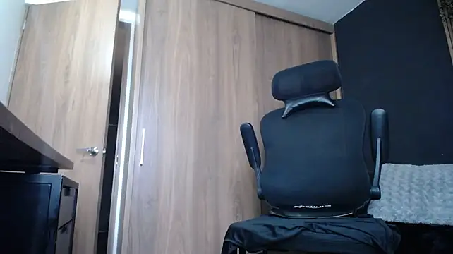 Rob_fab Chat XXX live