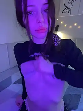 צ'אט XXX בשידור חי של HellaSkywalker
