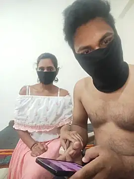 Wildcard_foxes' Webcam Show