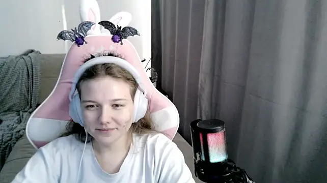 HelenMo0n Live XXX-chat