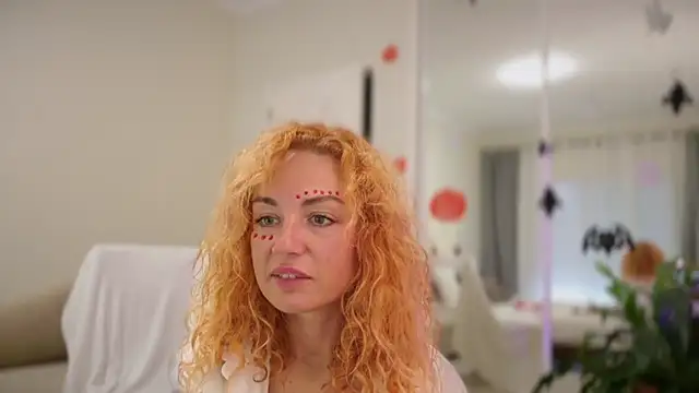 Онлайн чат XXX EmilyLakoma
