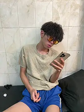 YT_11n Live XXX chat
