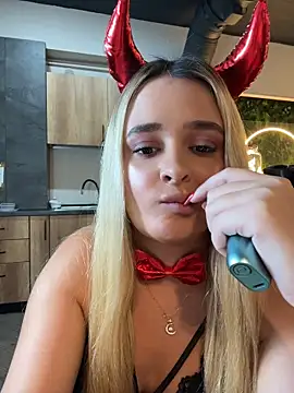 XXX chat uživo modela LaceyDover