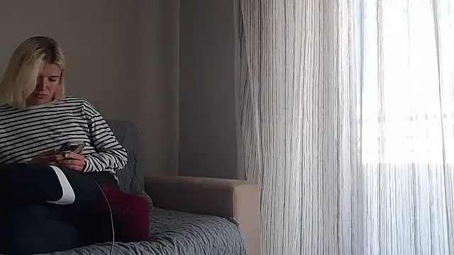 Živý XXX chat PEACE_DANCE