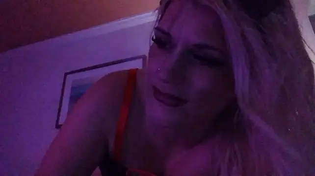 UrFavToJerkTo – Naživo XXX chat