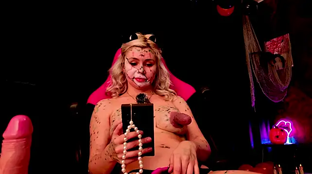 Živý XXX chat Bellydevilmilky