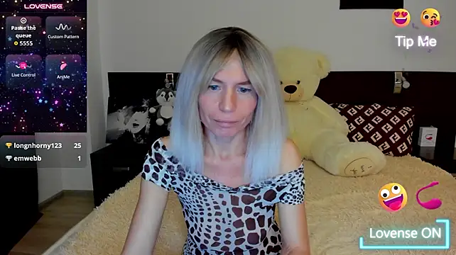 Hanna_Becrett17 Chat XXX live