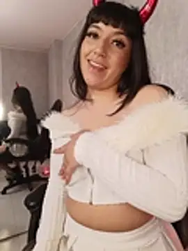 Emily_Roussee Live XXX-chat