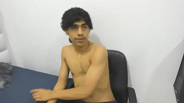 Malcom_Foxxn Webbikameraesitys